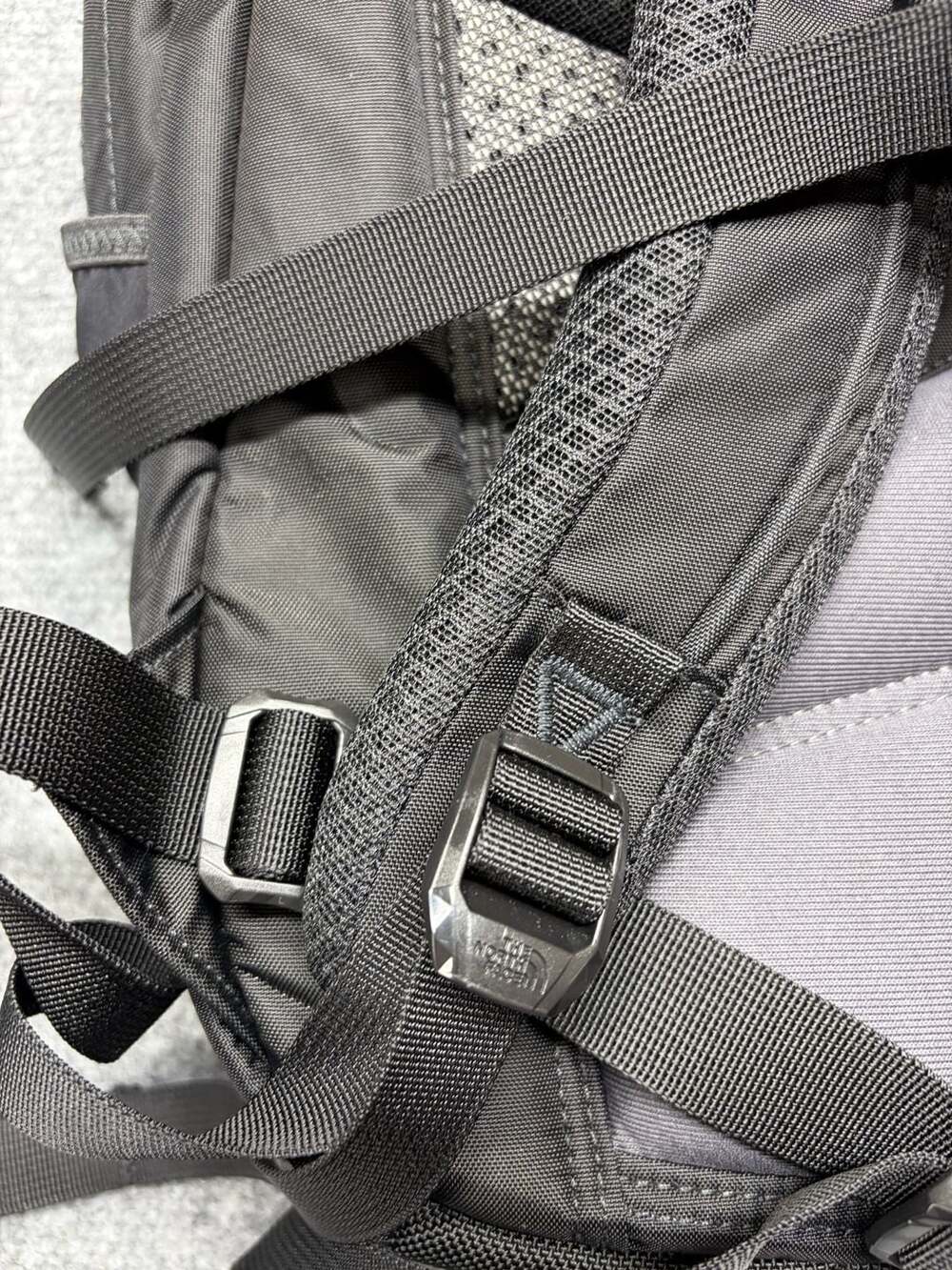 The North Face Surge FlexVent Everyday Backpack, laptop bag-Hike-black-mint-NWOT - Picture 7 of 16